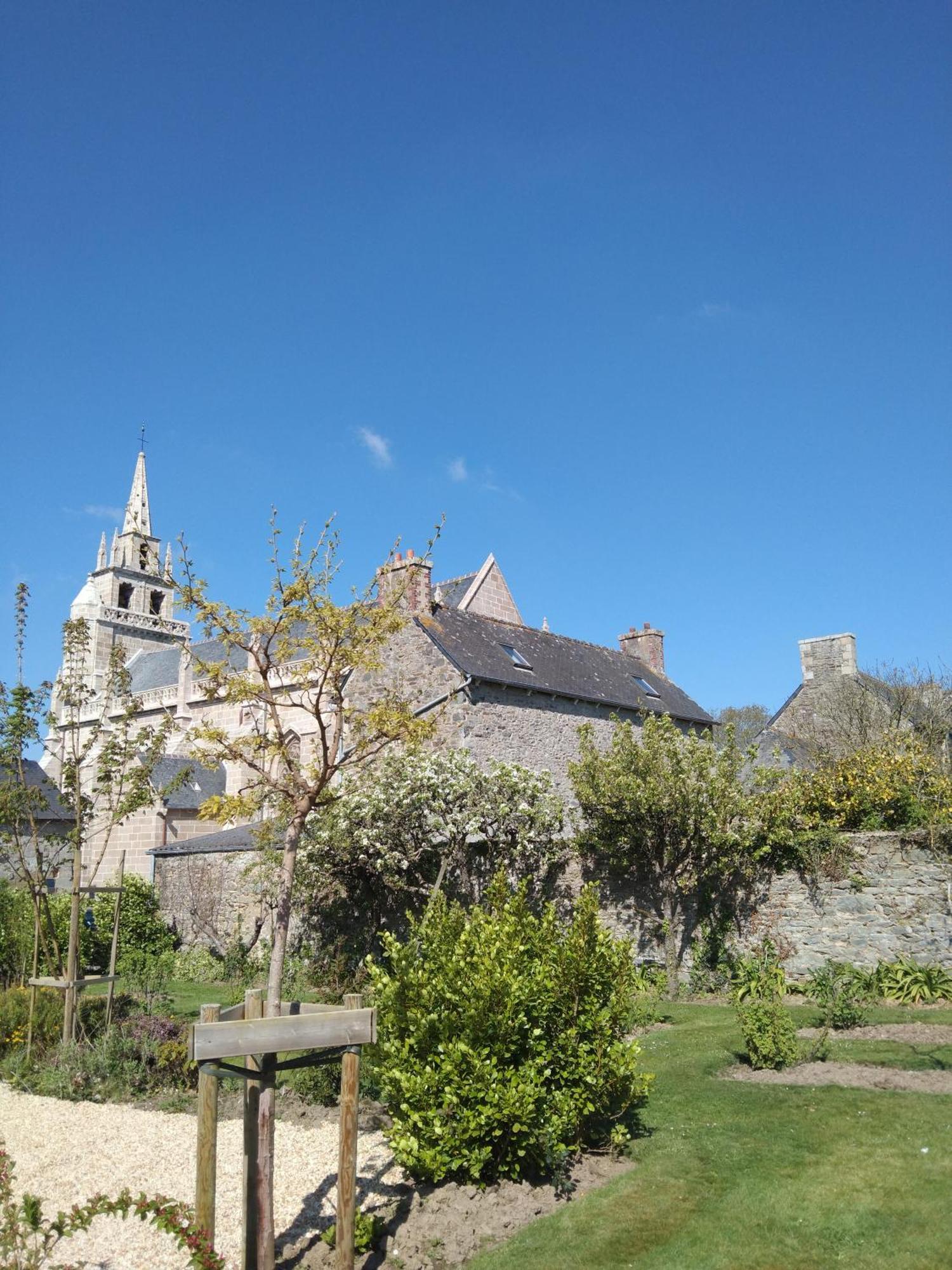 Bnb La Neo Bretonne Minihy-Tréguier Buitenkant foto